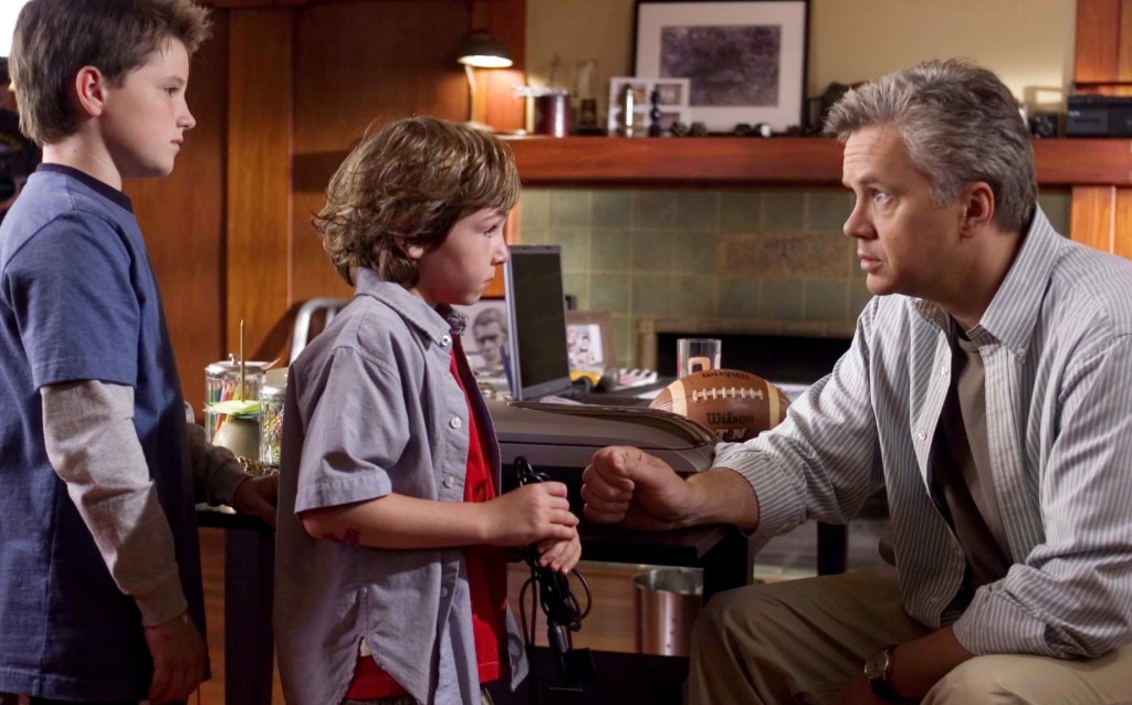 Josh Hutcherson, Jonah Bobo and Tim Robbins in "Zathura: A Space Adventure"
