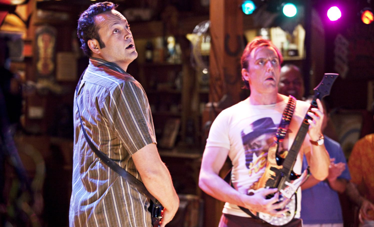 Vince Vaughn and Peter Serafinowicz in "Couples Retreat" (2009)